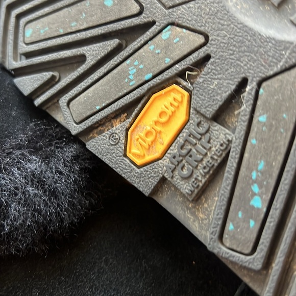 UGG Women’s Sunburst Talk Boots Size 8 - Picture 8 of 11